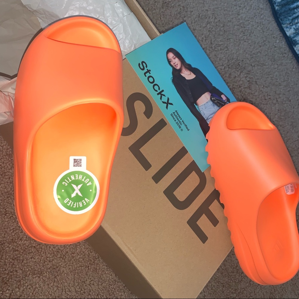 Authentic Enflame Yeezy Slides 🧡🍊 - Picture 2 of 5